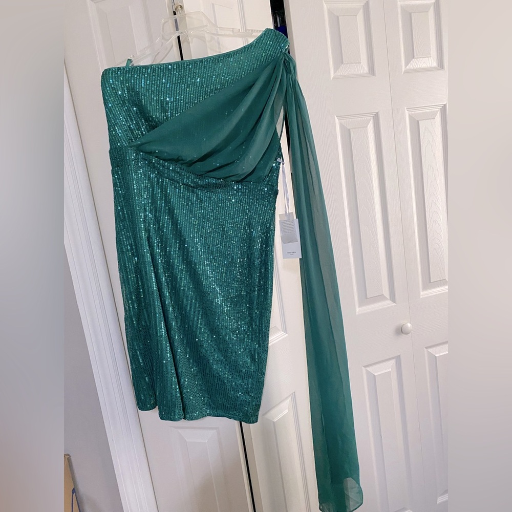 NWT Grace Karin green Sequin One Shoulder Cocktail Dress with scarf Size 12